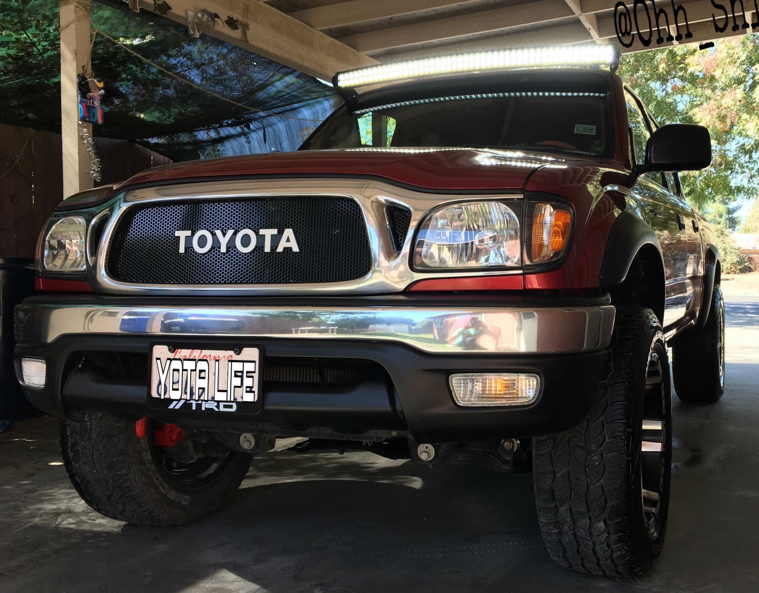 Toyota Tacoma Grill Emblem.