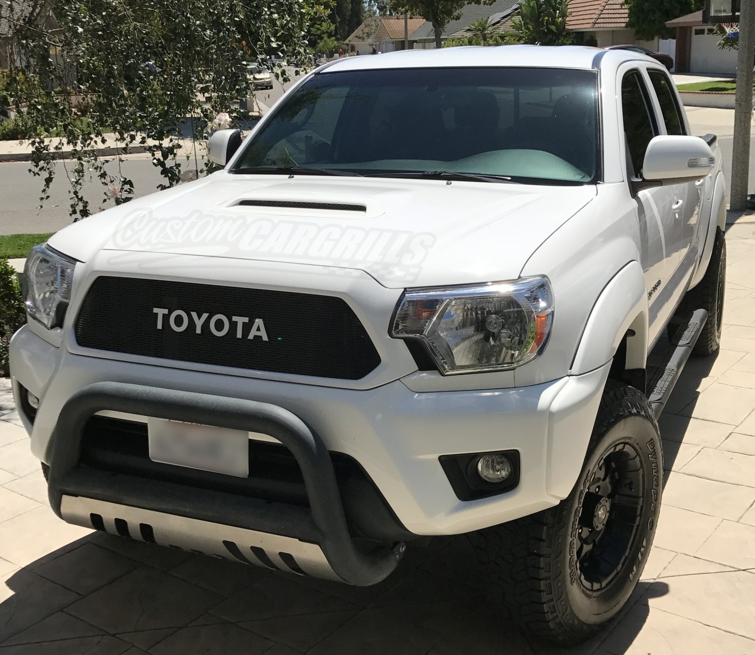 2012 - 2015 Toyota Tacoma Grill Mesh With Toyota Emblem #2