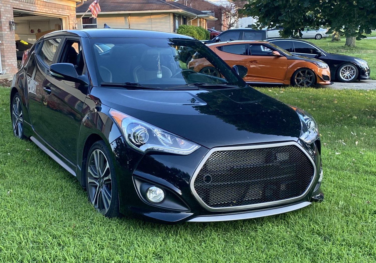 Black on Silver: Custom Mesh Grille for Your First Gen Veloster Turbo
