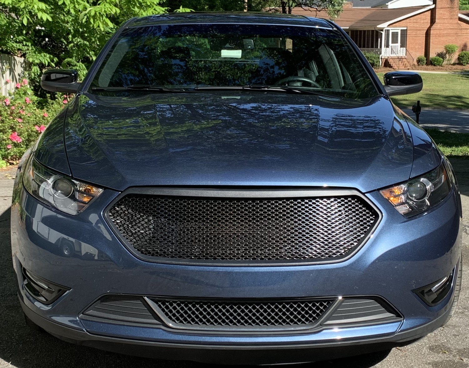 The Perfect Touch: Simple Custom Grille Install for Ford Taurus