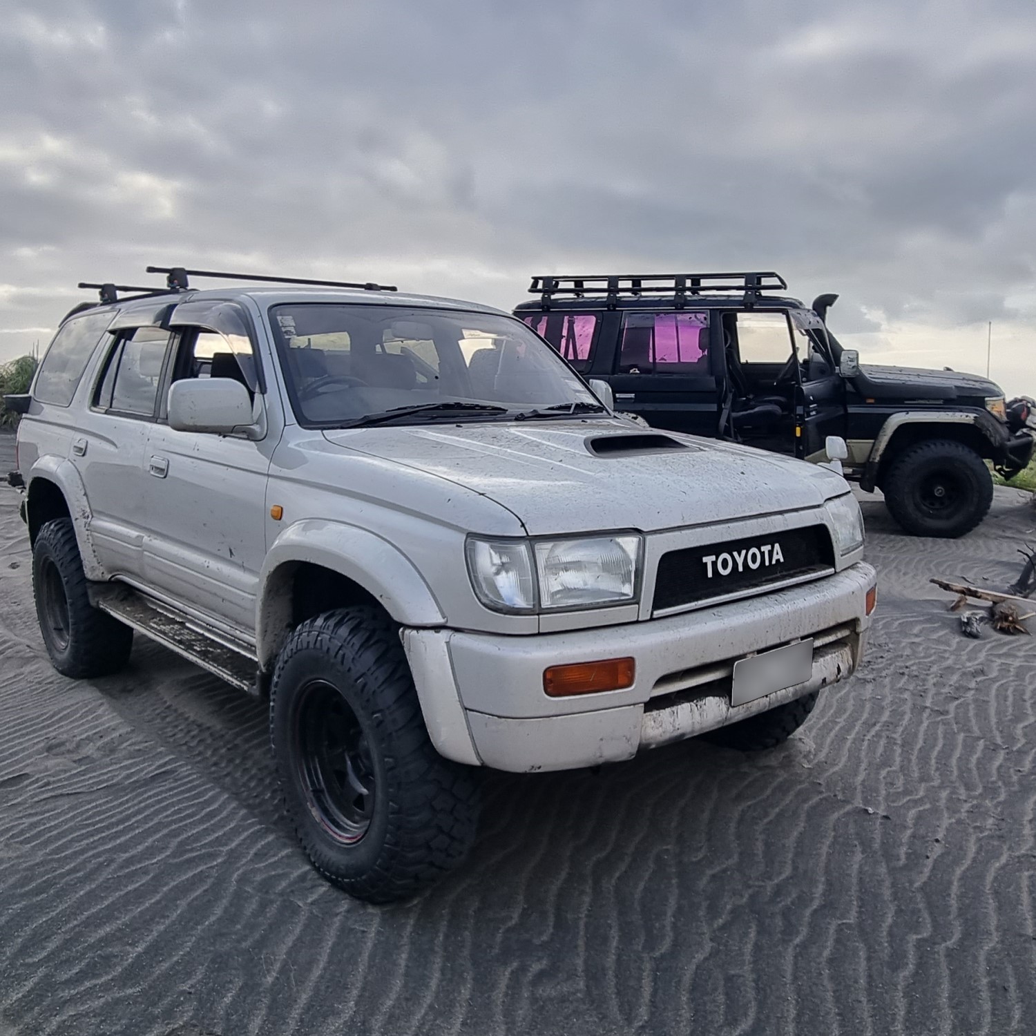 3rd gen 4Runner Satoshi Style Grille with Emblem - The Ultimate Styling Upgrade to Your Toyota's Look