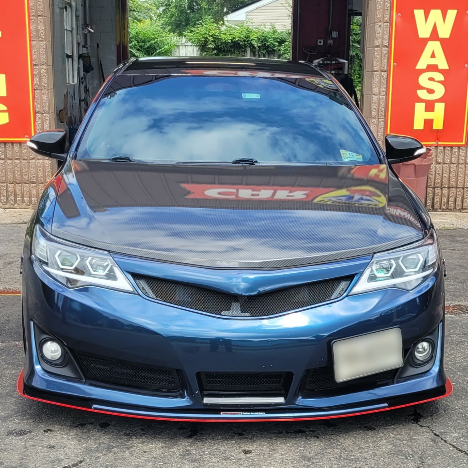 Super Sleek Toyota Camry SE with Unique Custom Made Grille that Removes the Factory Logo