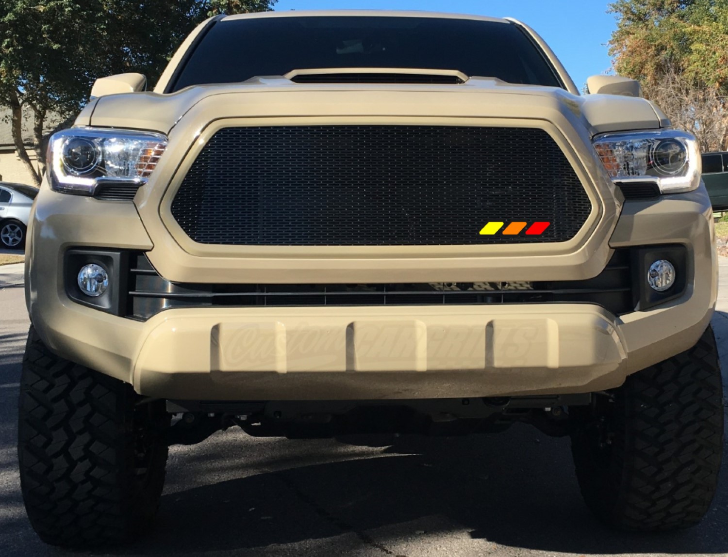 Custom Toyota Grilles: Three-Color Emblem for a Unique Touch